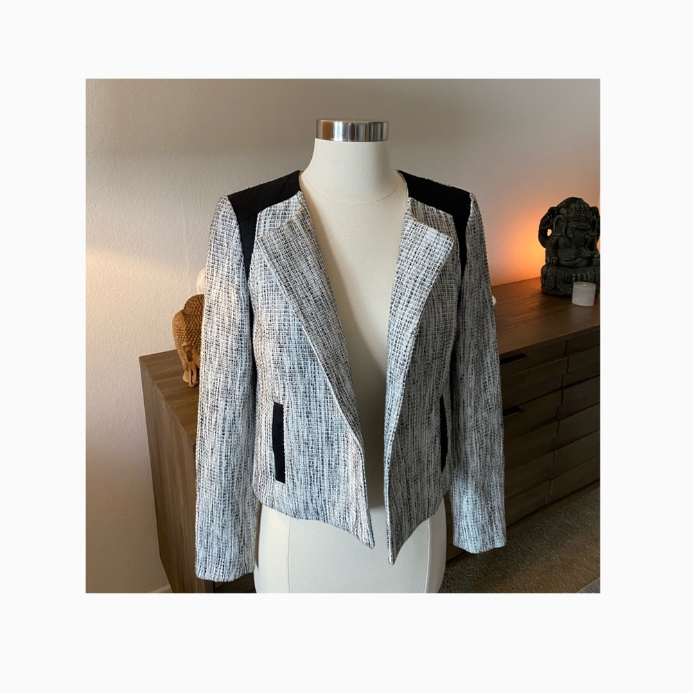 B A N A N A  R E P U B L I C :: Collarless Jacket